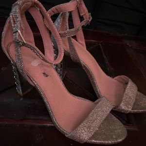 Clubbing heels 🎊🎆🌃🌌